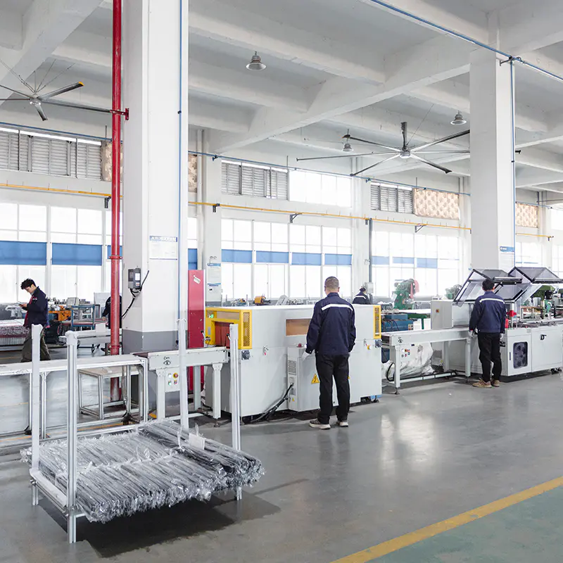 Xưởng hoàn thiện - Máy đóng gói tự động niêm phong co lại