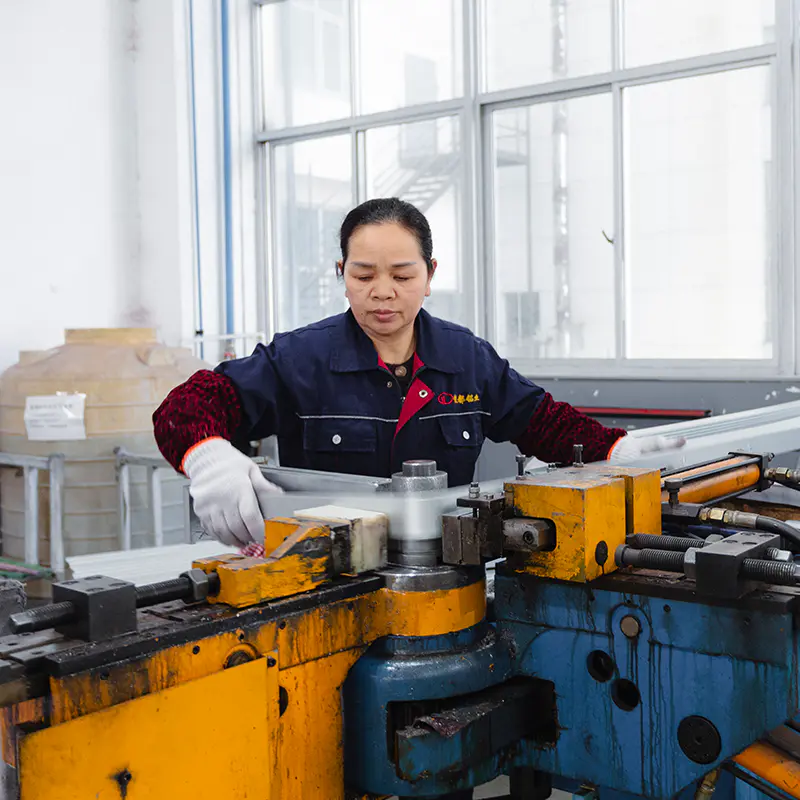 Xưởng hoàn thiện - Vận hành uốn